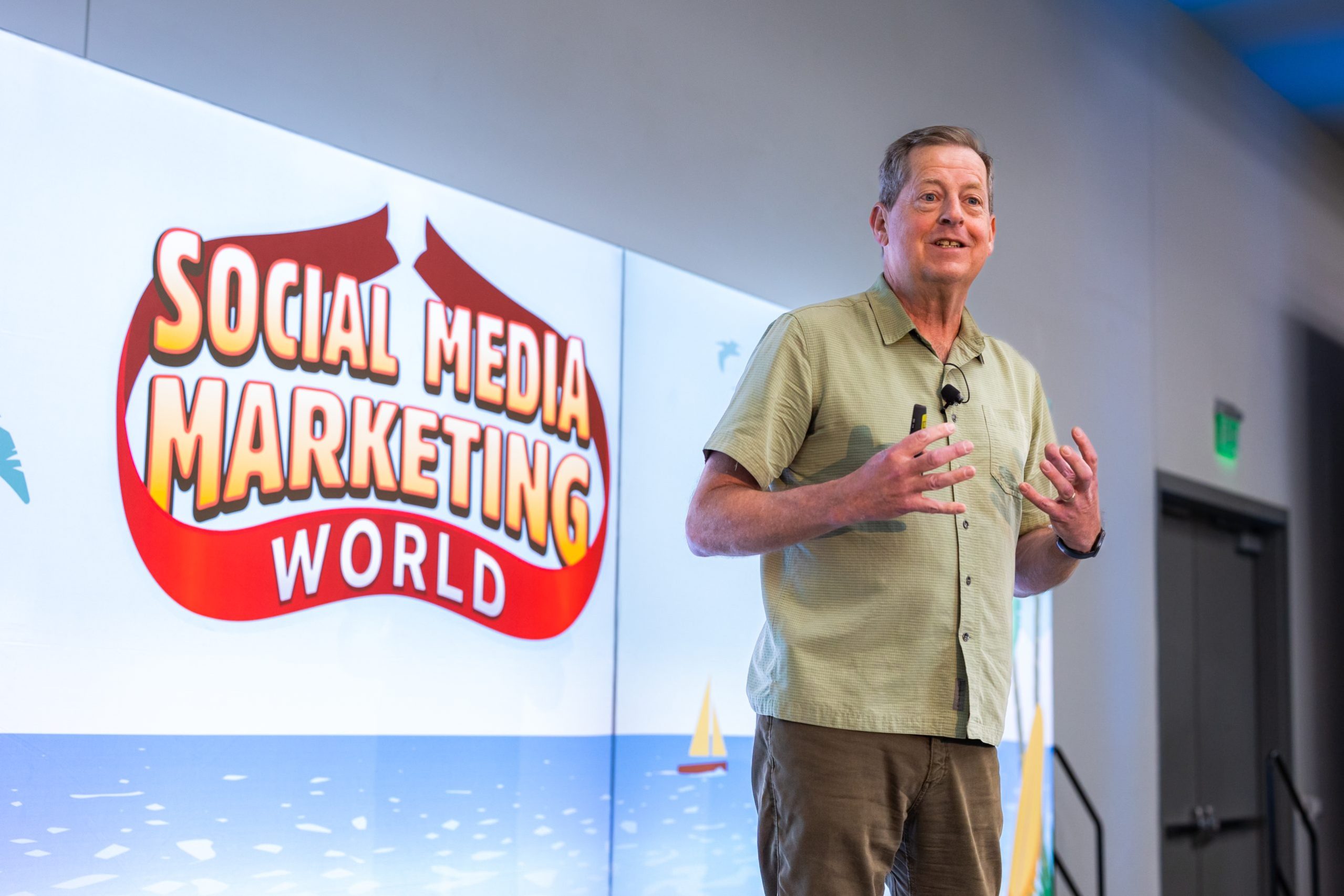 John Jantsch on stage at social media marketing world